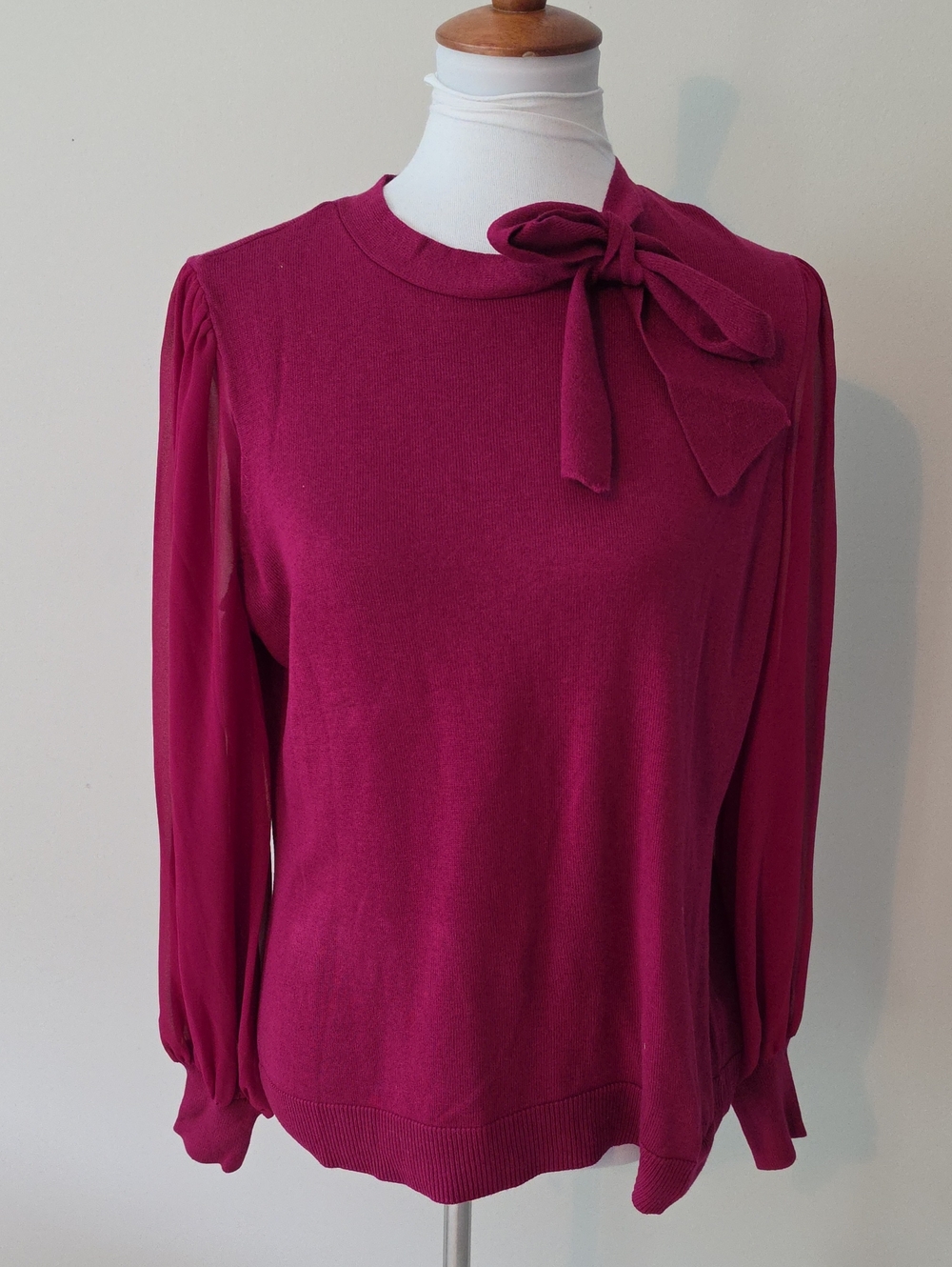 CECE Elegant Dark Purple  Bow Tie  Sweater